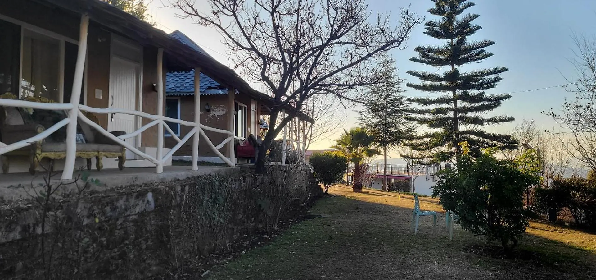 Vatika Resorts Cottages Shogi 0*,
