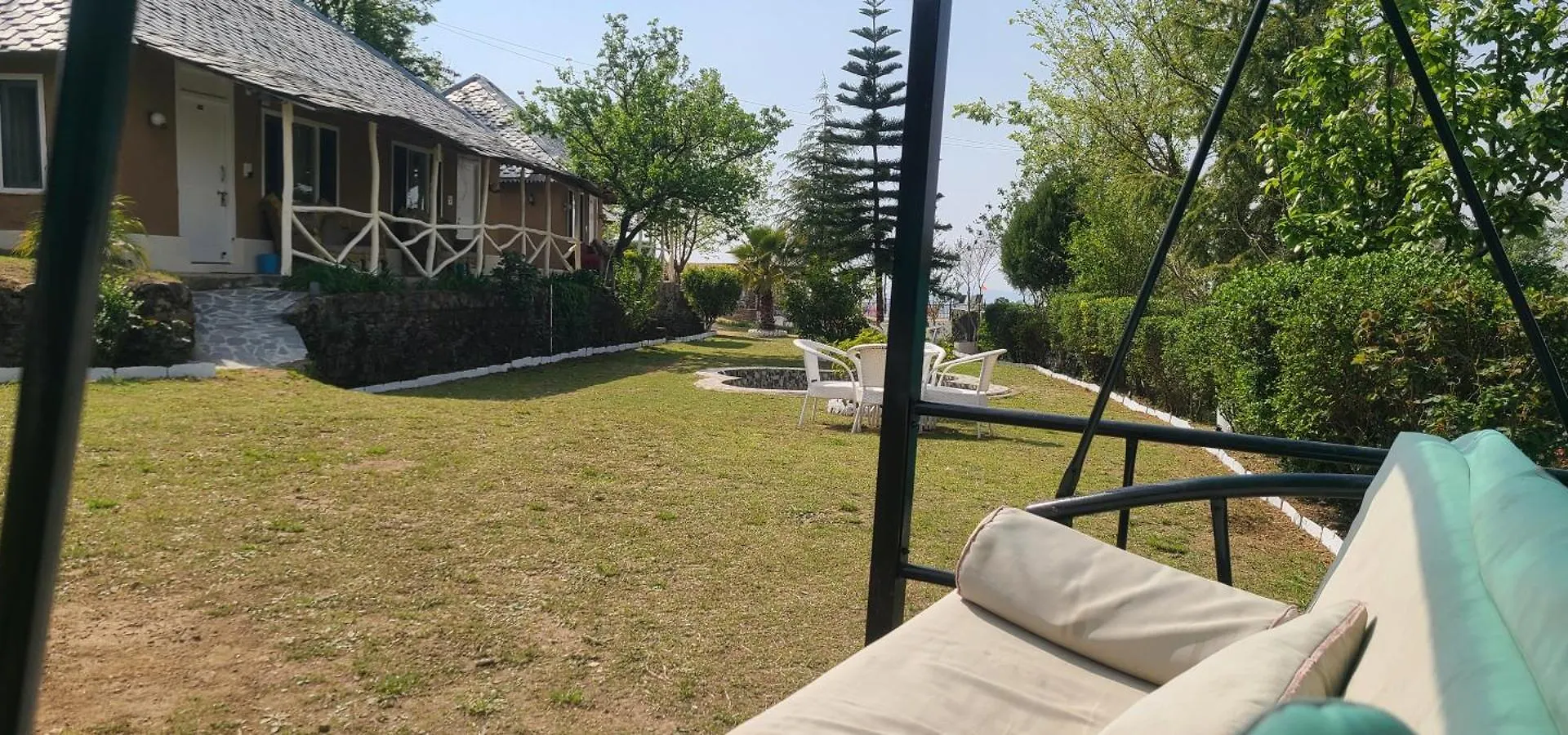 Vatika Resorts Cottages Shogi 0*,